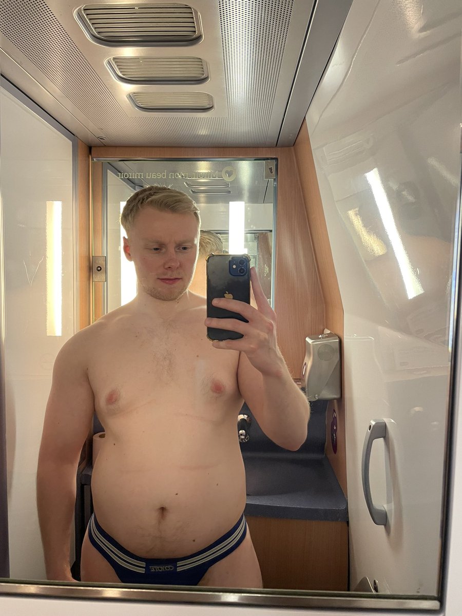 Venom_xx2 tweet media