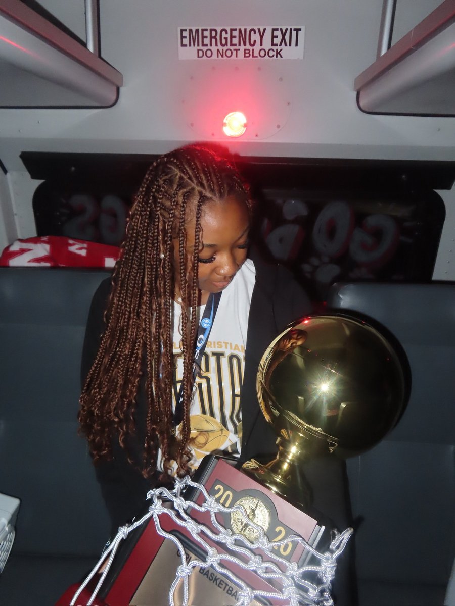 Niya Willoby tweet media