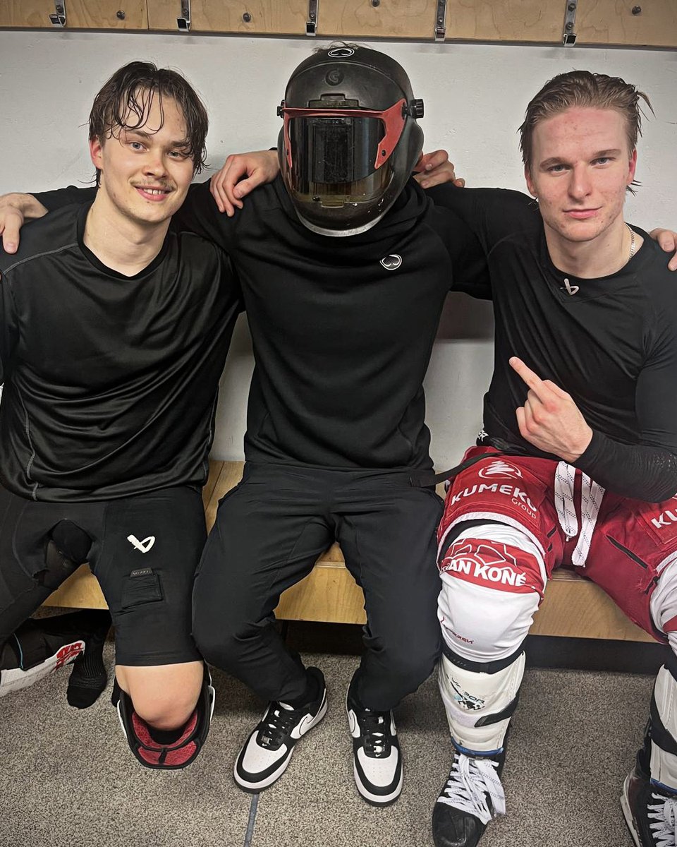 Viikonloppu turkulaisia vastaan, voitot 2-0 ja pisteet 6-0♠️💪

Lauantain ottelun jälkeen hitsausmaski menee Petteri Riihisen päähän vähintään ansaitusti!

#Ässät #Liiga #PataVie