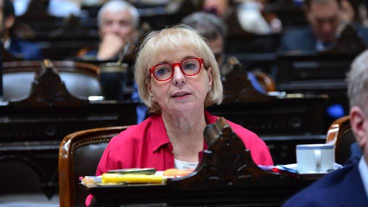 Una de las diputadas que más boicoteó la creación de la comisión investigadora por la estafa $LIBRA fue Giudici.