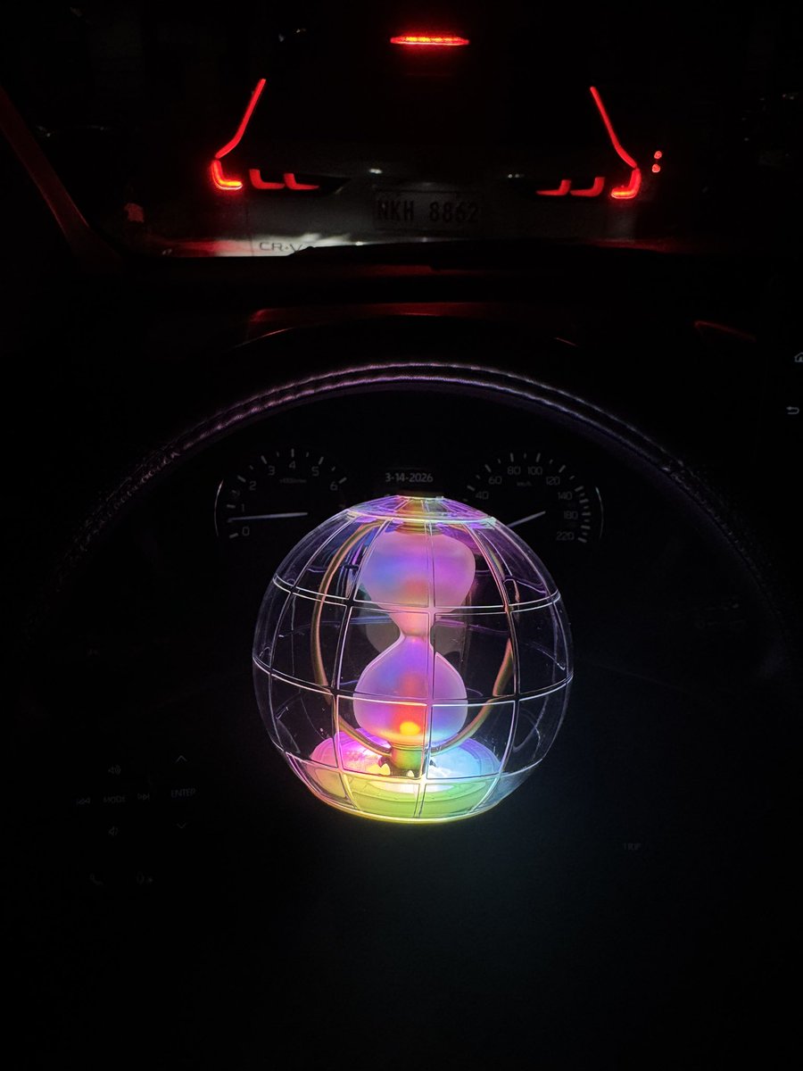 bbangizlover's tweet photo. Totoo nga yung nakikita ko sa TikTok na the rainbow light after the con will stay on as long as hindi mo siya papatayin kaagad. Iniwanan ko lang siya nakabukas after con, hanggang sa kotse then hanggang pag uwi ko sa bahay 🥹
#InYourFantasy_MNL #ATEEZinManila @ATEEZofficial https://t.co/D970LycaYN