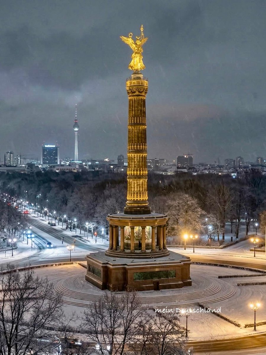 City Lights tweet media