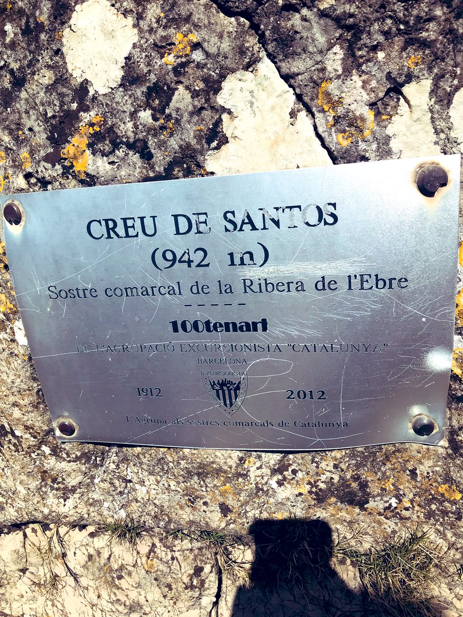 tordo33's tweet photo. En el camí pels cims comarcals de #Tarragona , #Semprefemcim a la #RiberadEbre la Creu de Santos, veiem el meu cor compartit; al fons #Gegantdepedra davant #LoRiu
@julinomdedeu
@MuntanyaV
@PoblesValAbando https://t.co/E1Gkqs6DOj