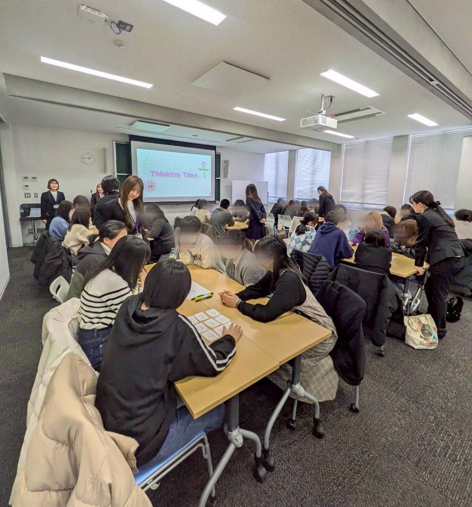 NPUCOOPGI's tweet photo. 2026/3/14(土) 
新入生保護者入学説明会を開催しました🙌🏻

写真はレクリエーションの様子です📸
説明会後は、「大学生活が楽しみになりました！」との声が多く寄せられました☺️

入学前の準備や入学後の大学生活について、我々がとことんご説明させていただきます🙂‍↕️🔥
次回は3/29(日)です！ https://t.co/fg2IUqntb0