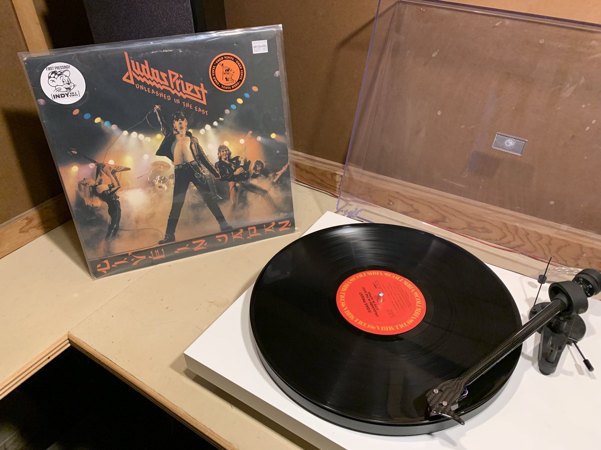 Chris White tweet media