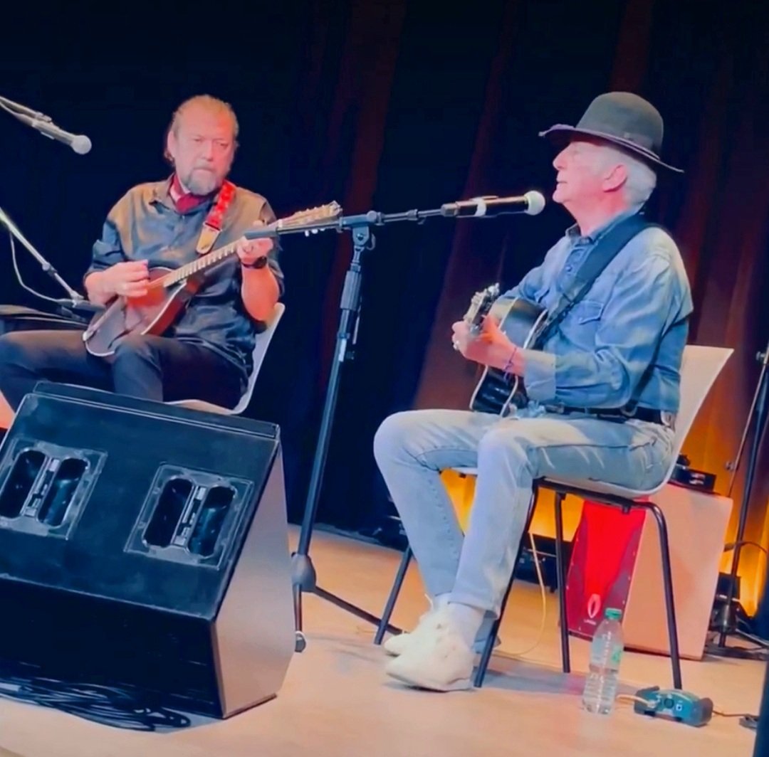 🔻¡nylof¡lo tweet media