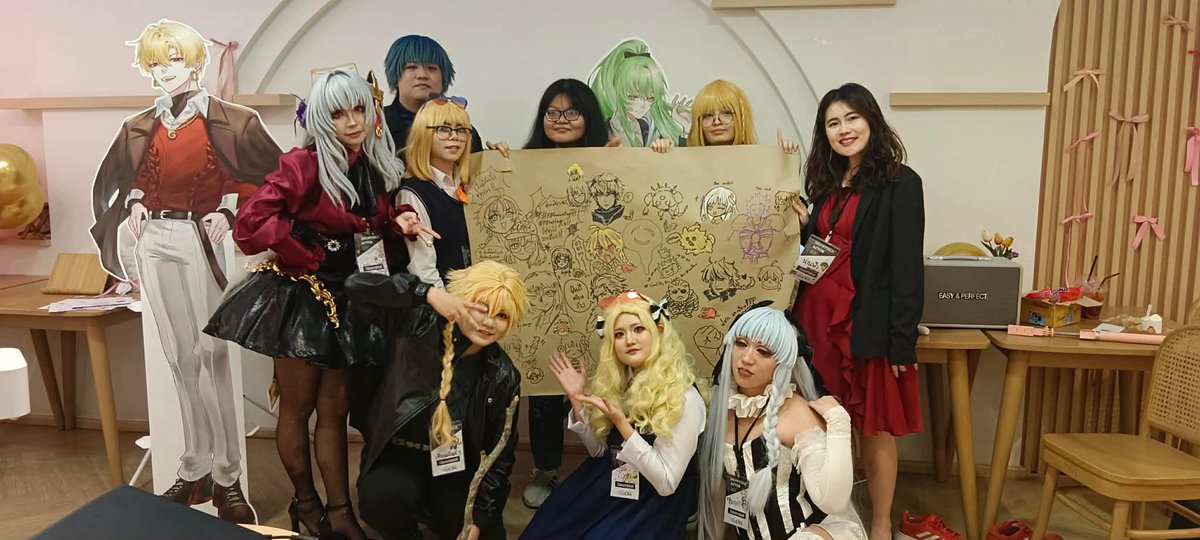lallalynnnnv2's tweet photo. ขอบคุณทุกๆ คนที่ร่วมกันช่วยสร้างงานในวันนี้มากๆ✨
นี่เป็นงานแรกของเราและมันก็ไม่ง่ายเลยที่จะปั่นงานอีเวนต์ย่อมๆ กันภายในเวลาแค่เดือนครึ่ง
แต่ทุกคนก็ช่วยกันบูสๆ ตั้งแต่วันที่เปิดฟอร์มสอบถามจนวันงานเอนเนอร์จี้ก็ยังไม่ตก มีความสุขมากค่ะ
❤️แปลกปลอม
#FSFfanmeetingTH
#FSFcastingcall https://t.co/h2ymJWWO3s