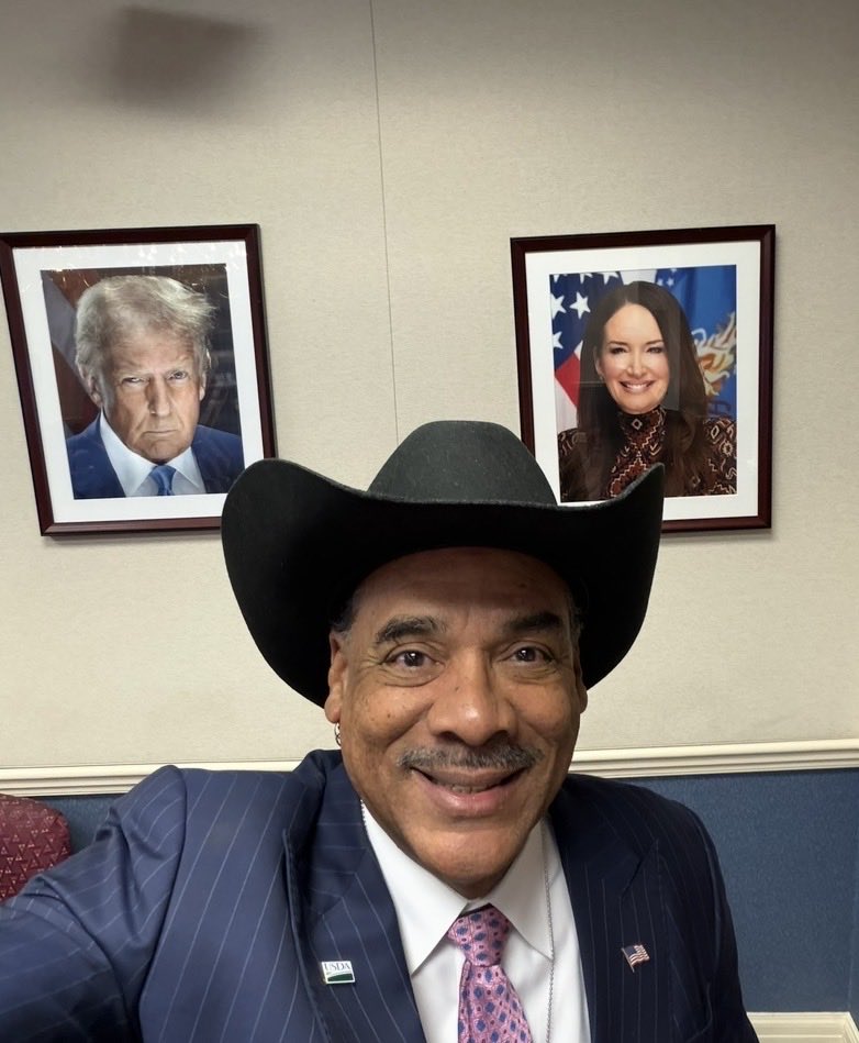 Bruce LeVell tweet media