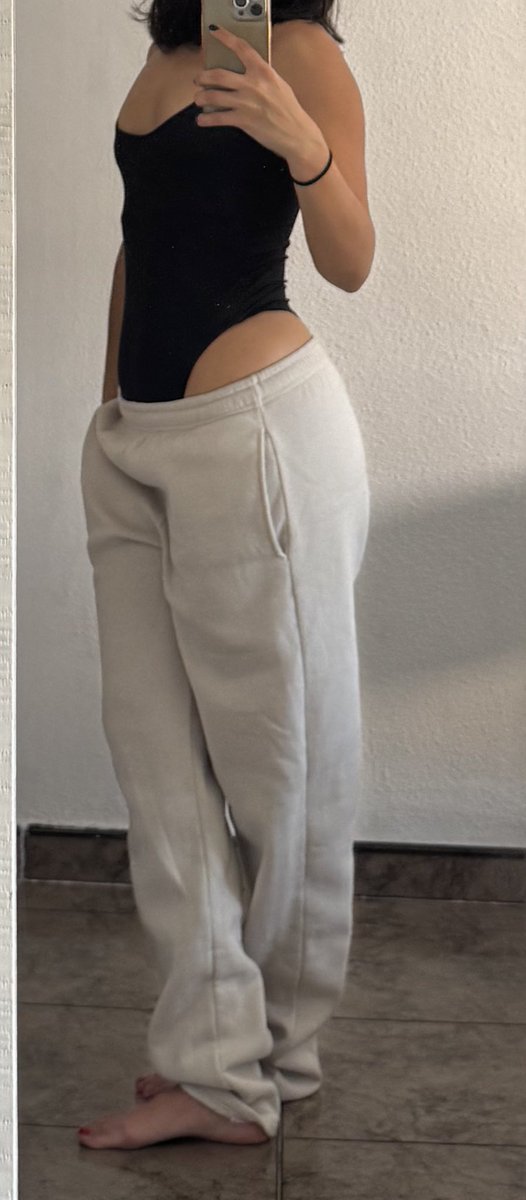 Goddess Estef tweet media