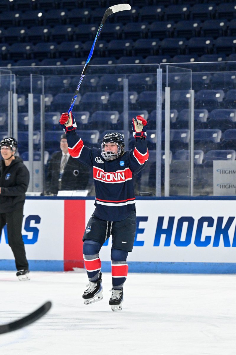 UConn Women's Hockey tweet media