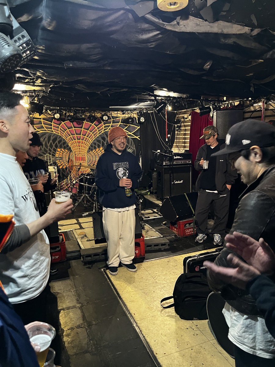 エロリン tweet media