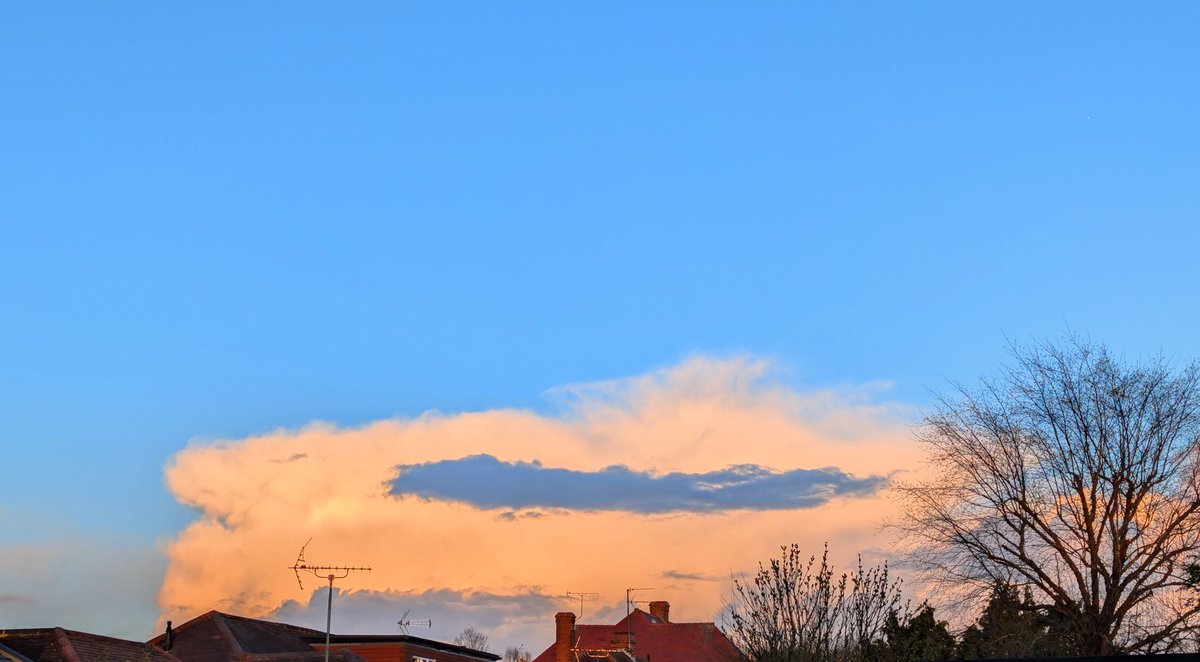 Sᴏᴜᴛʜᴇʀɴ ᴇɴɢʟᴀɴᴅ ᴡᴇᴀᴛʜᴇʀ tweet media