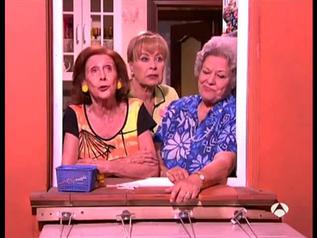 CafeMapache's tweet photo. Hoy en el cielo estan teniendo el privilegio de sintonizar por primera vez  la primera emisión de radio patio, las tres juntas. https://t.co/GXM0qOLXPw