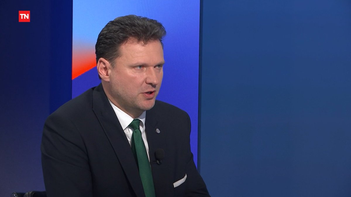 Poslední skaut™ tweet media