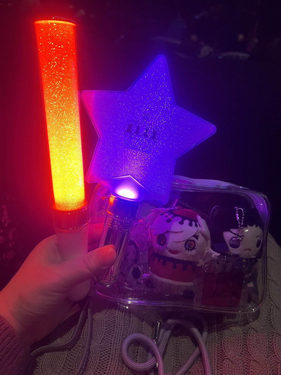 ざくろ tweet media