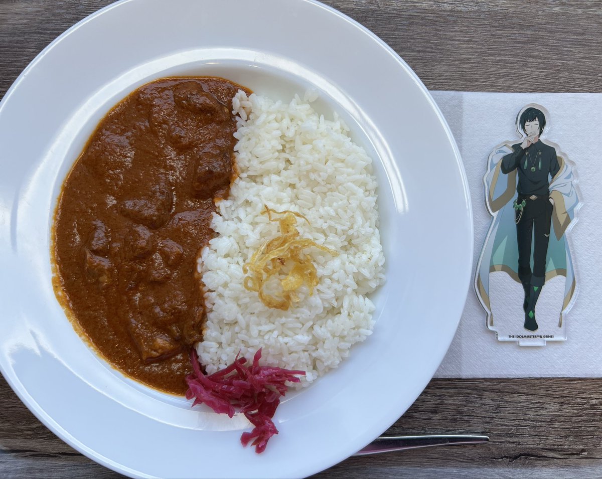 445cafeparade's tweet photo. 今回カレーパンにバターチキンカレー味がなかったのでお昼にバターチキンカレーを食べた( ´ڡ`*   )
今回ののめさん本当に悪役っぷりが315✨ https://t.co/9MxDmmFK6V