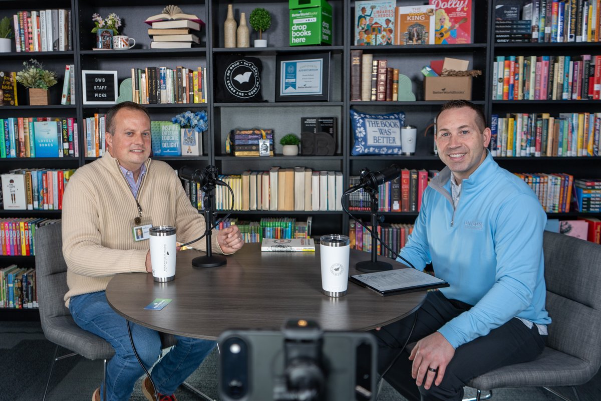 Better World Books tweet media