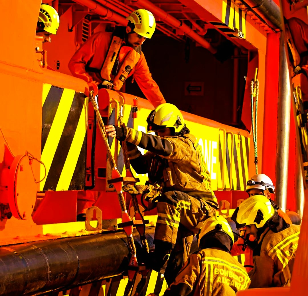 SALVAMENTO MARÍTIMO tweet media