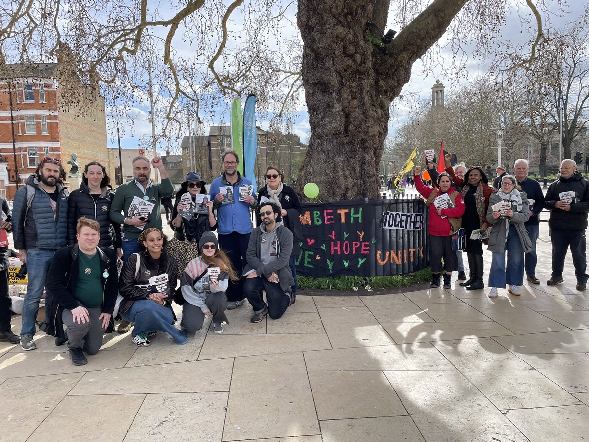 Stand Up To Racism tweet media