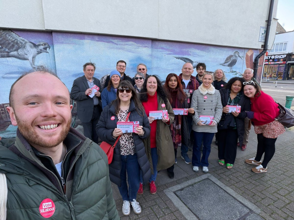 Neil Coyle tweet media