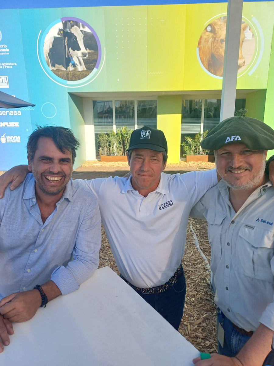 getbasilic's tweet photo. At @Expoagrocom we spoke with N. De Falco (@DeLaval) and M. Gallo (@bice_arg).
Agriculture creates huge value, but liquidity is often slow.
We agreed hybrid rails (banking + stablecoins) could change that https://t.co/zKxGWiESYg