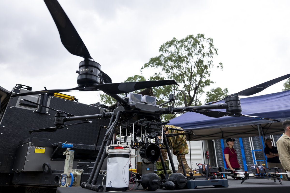 Defence Australia tweet media