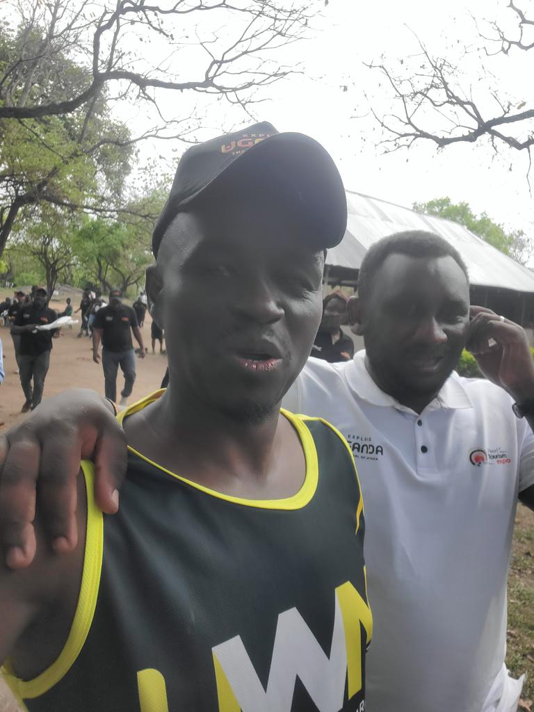 Chowoo Willy tweet media