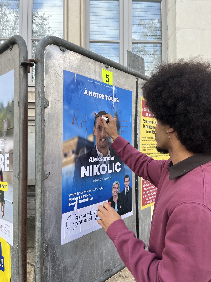 elf marrant 😸 tweet media