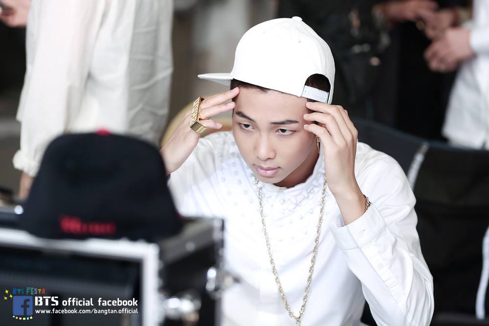 hourly oldies bts tweet media