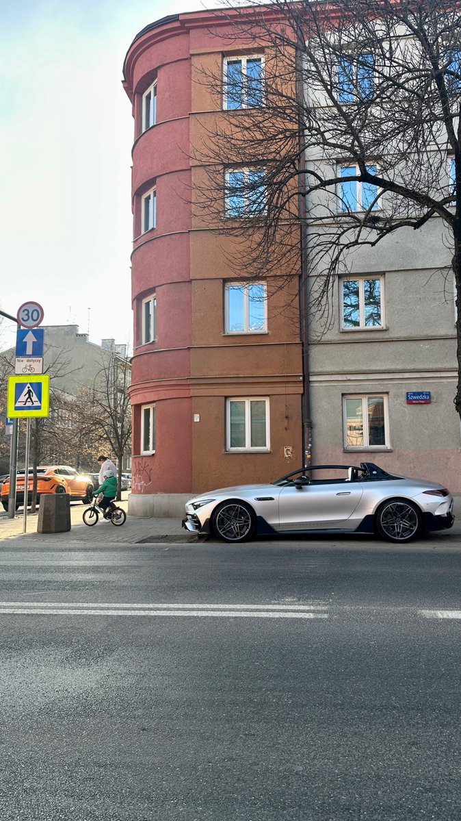 SportStandard tweet media