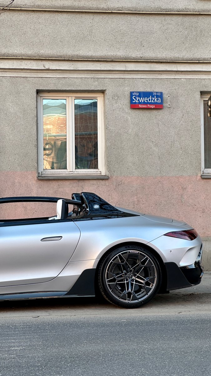 SportStandard tweet media