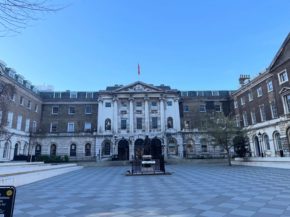 Daniel Walsh FRCS tweet media