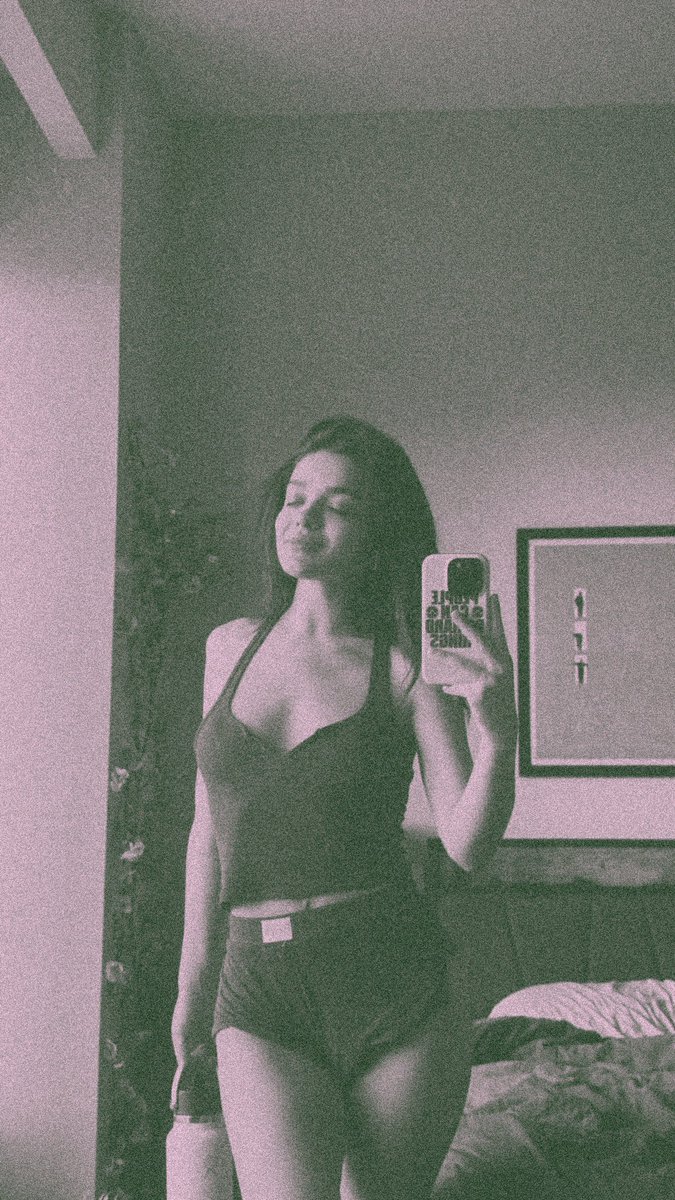 𝓶𝓪𝓻𝓲. tweet media