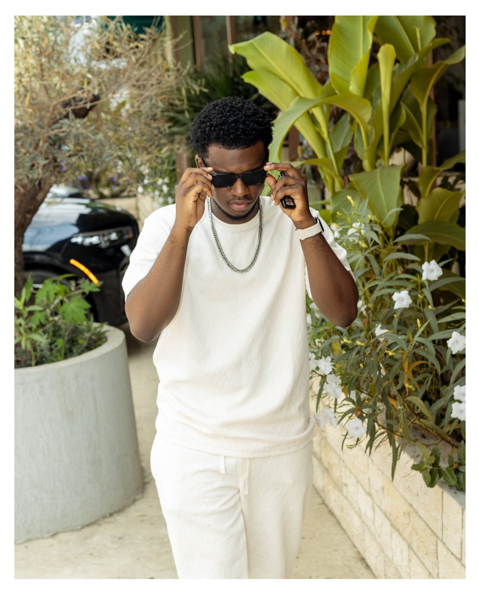 drillsdrillex0's tweet image. In a world full of opinions, choose love and support.
Fame brings attention, but character keeps the crown. 👑🤎
We see you, we support you, always.@Uglydrill_ 
#EmmanuelAnkrah #Drill