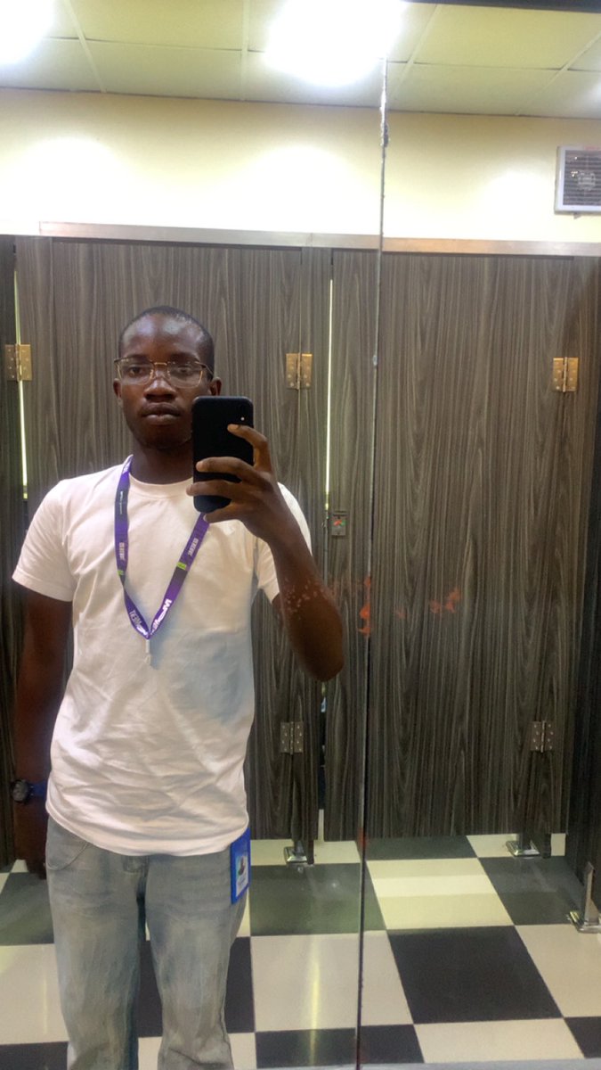 BigQuadri12's tweet photo. The insights today were next level. If you’re a creator in Lagos and you aren't at Landmark right now, what are you actually doing? 😅
#creatorsmoment #landmark #mainstack #moment2026 https://t.co/RyTToSIsjf
