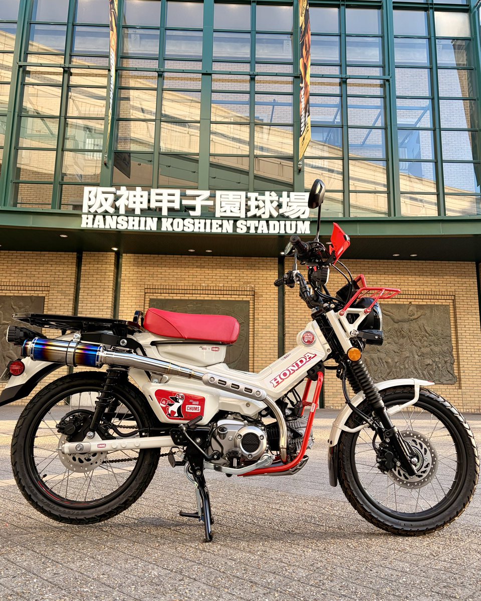 40ham's tweet photo. マフラーはBEAMSのR-EVO TYPE C チタン フルエギゾースト
マフラー交換は初めてですが 見た目も音もお気に入りです🎶

#CT125 
#CHUMS 
#ハンターカブ 
#BEAMS 
#マフラー交換 
#Best_Much https://t.co/H81SnVRcgS
