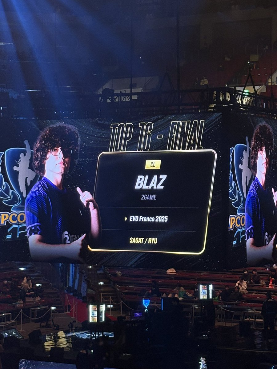 えすと tweet media