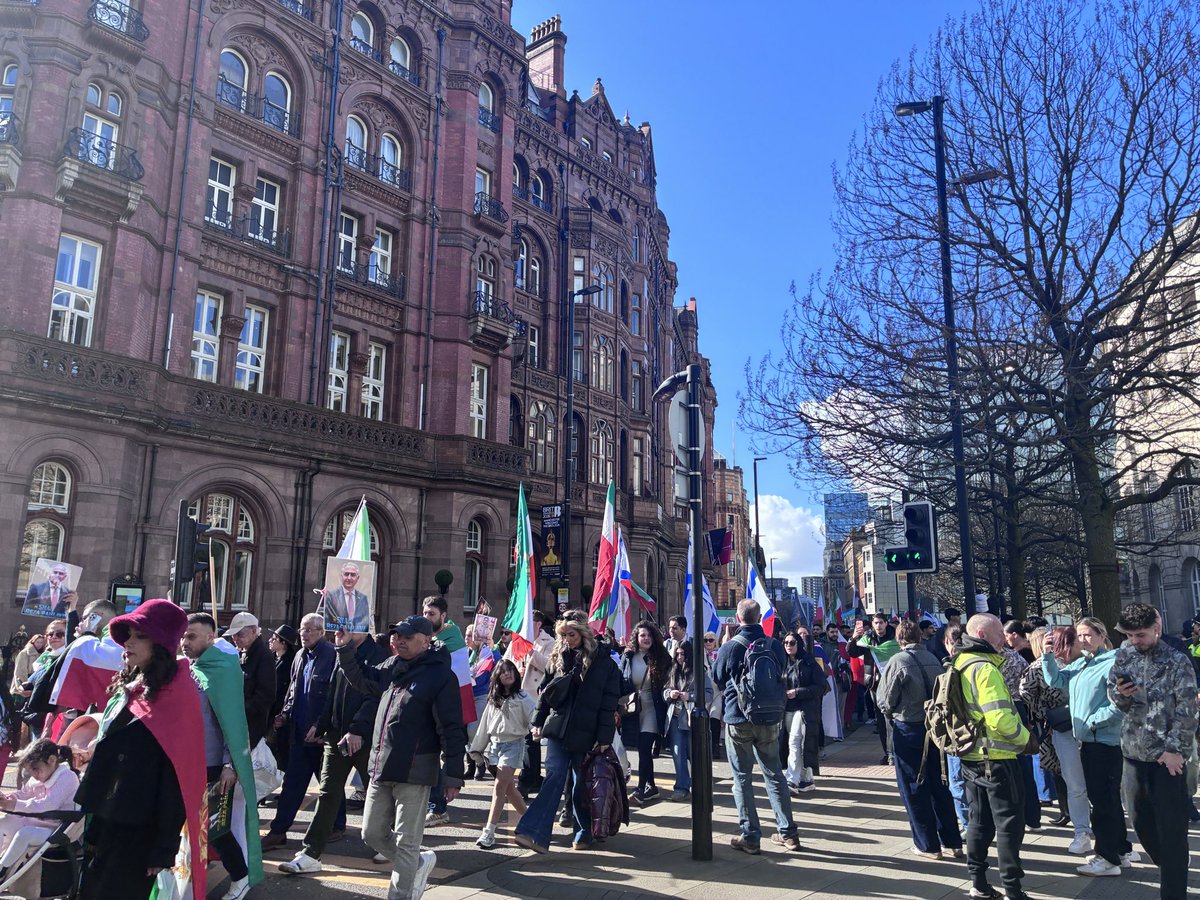 Amy Walker tweet media