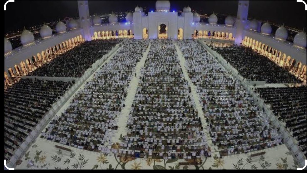 إلى الشامتين بالعدوان على #الامارات ودول #مجلس_التعاون بلادنا محصنة بقيادة سخرت جهدها لحفظ الامن و حققت الانجازات وقيادتكم همها الشعارات. 
شعب محب لقيادته مخلص لوطنه لا ينتبه للإشاعات وشعاره #البيت_متوحد . 
أعمال الخير والصدقات تقي مصارع السؤ وسهام الليل لا تخطئ
فويل للأعداء