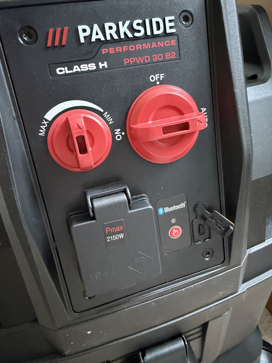 Julian Stabentheiner 🔋👨‍💻🐩🍕 tweet media