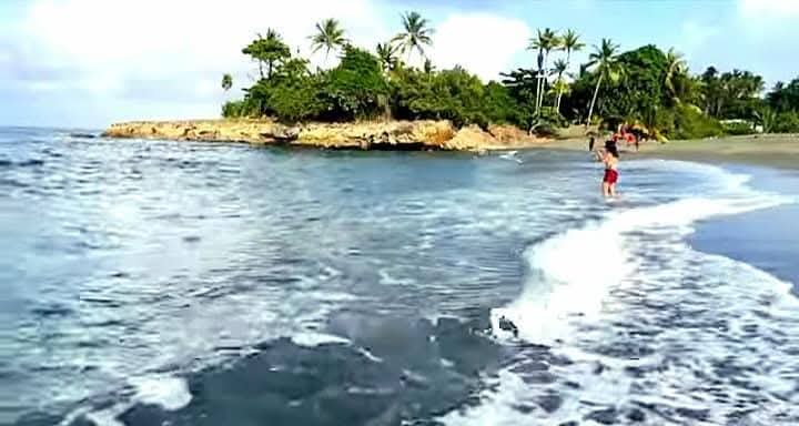 NoaRaul5387's tweet photo. Playas únicas para el disfrute de nuestros clientes. #baracoa #Turismo  #Guantánamo #SolYMar https://t.co/hdRMS2qUbX