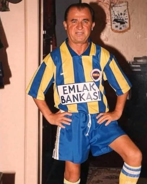 yes context tweet media