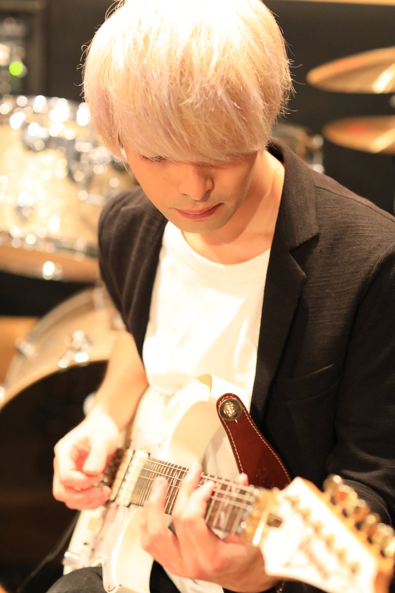 irink_official's tweet photo. 【✨バンドメンバー紹介!!✨】

4/3(金)@ BLAZE GOTANDA
 【I'Rink 1st One Man Live〜First Link〜💫💍】　
でI'Rinkの楽曲を奏でる素敵なバンドメンバーの皆さまをご紹介させていただきます🙇

・Drums
山口タイトさん
@pontarockon

・Bass
服部源さん
@minato_basssss

・Keyboard
櫻井純気さん
@junki_sakurai

・Guitar
村木数典さん
@murazzeria

・マニピュレーター
毛利泰士さん
@YasushiMohri

当日はスーパーミュージシャンの皆さまがI'Rinkのサポートをして下さります！！

4/3お待ちしております！
お楽しみに✨
🎟️チケットはこちら⬇️
https://t.co/QwABZMx3aZ