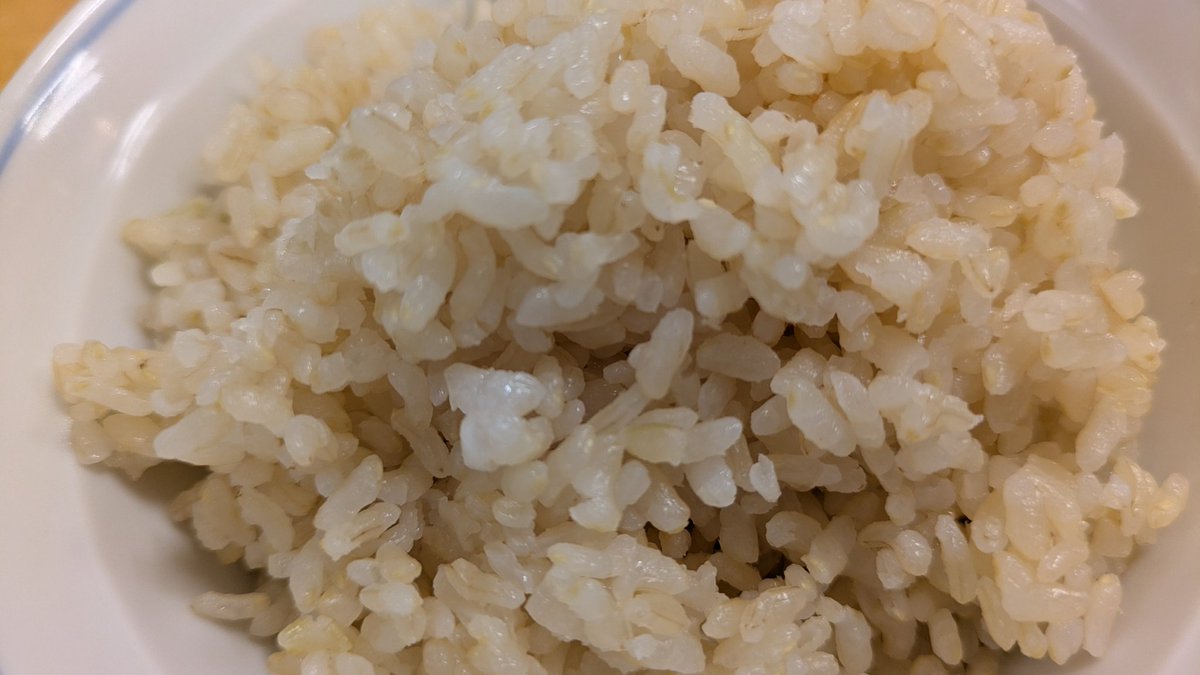 nicespinkick's tweet photo. ぎょうざの満州で餃子ライス🥟🍚ダブルじゃないよ😄初めて玄米を選んでみた😋😋玄米も美味しいね😋👍
#ぎょうざの満州 https://t.co/8XnoNJsnn0