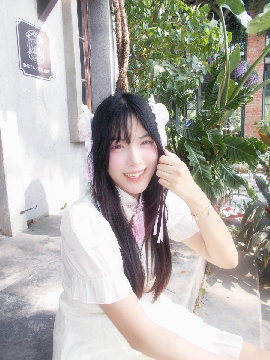 Narrative.k tweet media