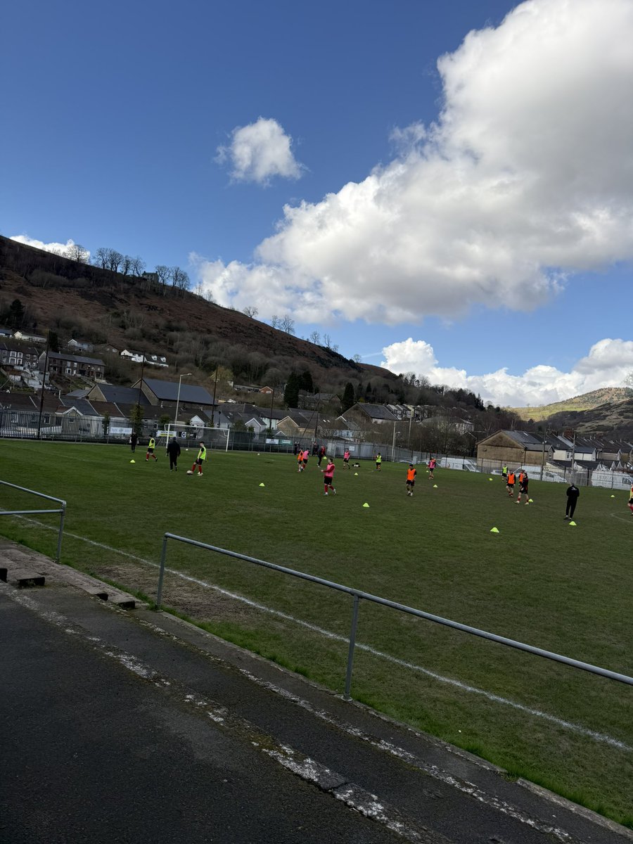 Chippenham Groundhoppers tweet media