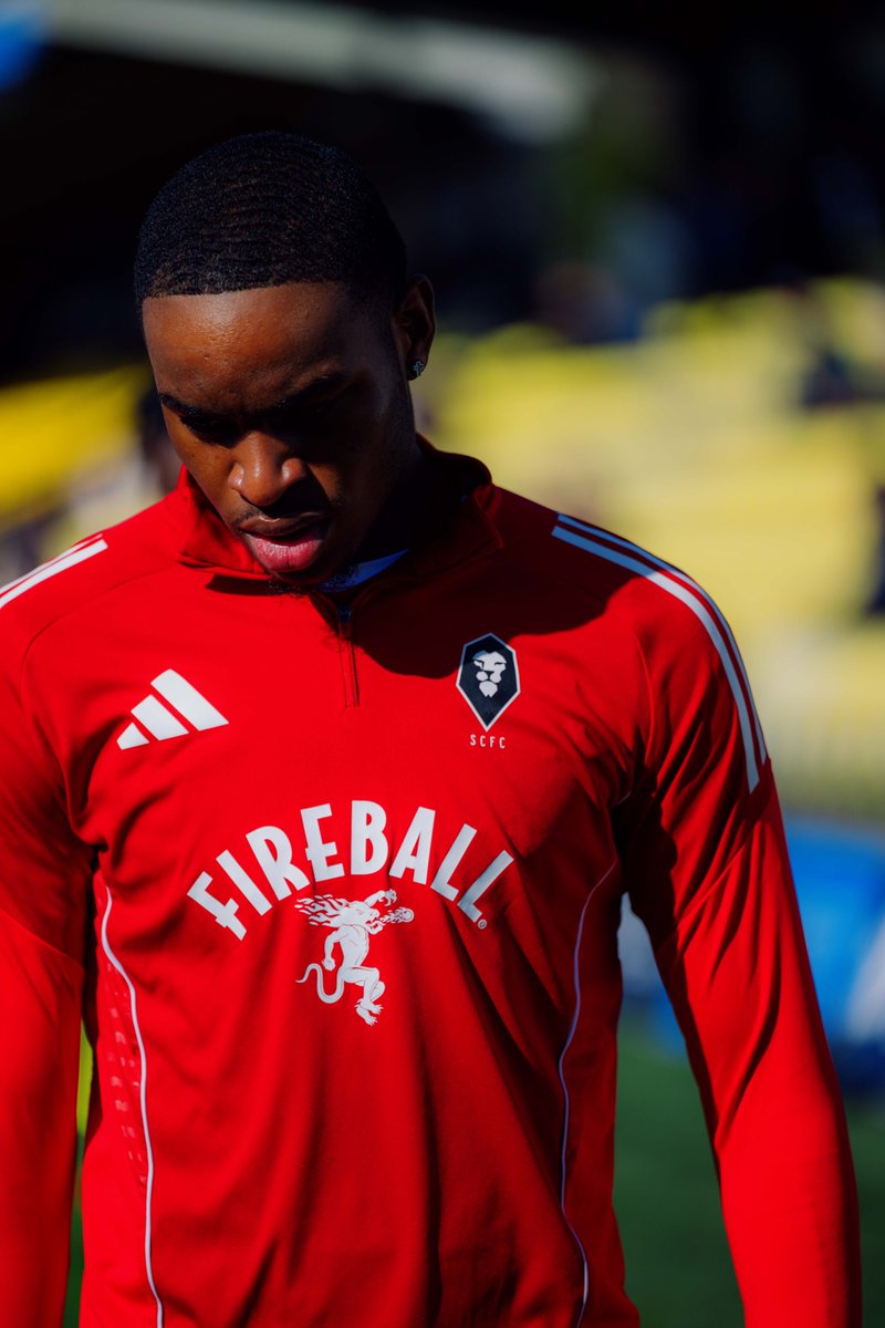 SalfordCityFC's tweet photo. 66' | A triple sub for Salford:
➡️ Fabio Borini, Dan Udoh and Prince Ehibhatiomhan
⬅️ Cole Stockton, Ros Longelo and Matt Butcher
0-0 | #HRGSAL https://t.co/VWj3hNiv6v