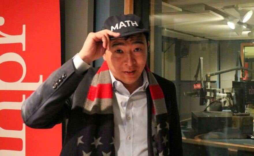 AndrewYang's tweet image. Happy Pi Day!  #math 😀🥧