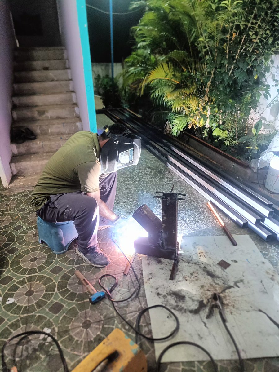 Today, I have to make a rocket stove as an alternative to cooking gas and am using it to cook. It is priced at ₹4,500 on Amazon, but it makes it myself for just ₹500.<a href="/jiteshvpatil/">jitesh patil</a> <a href="/Collector_BDD/">Collector Bhadradri Kothagudem</a> <a href="/CollectorMulugu/">District Collector Mulugu</a> <a href="/RajarshiShahIAS/">Rajarshi Shah</a> <a href="/Collector_WGL/">Collector Warangal Official</a> <a href="/Collector_HNK/">Collector Hanumakonda District</a> <a href="/anilgb/">anil gupta</a> <a href="/faizan_58/">faiz</a>