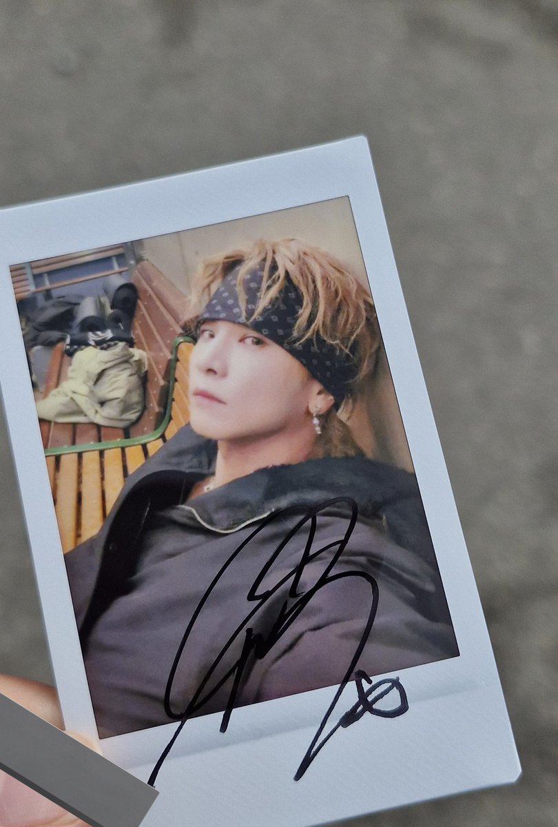 yahu76996142's tweet photo. 오늘 너무너무 즐거웠다!!
그리고 싸인 폴라도🥹🥹 꼭 한국에 다시 오기를!!!!
#SPACECOWBOY https://t.co/ZFkA4RFjMG